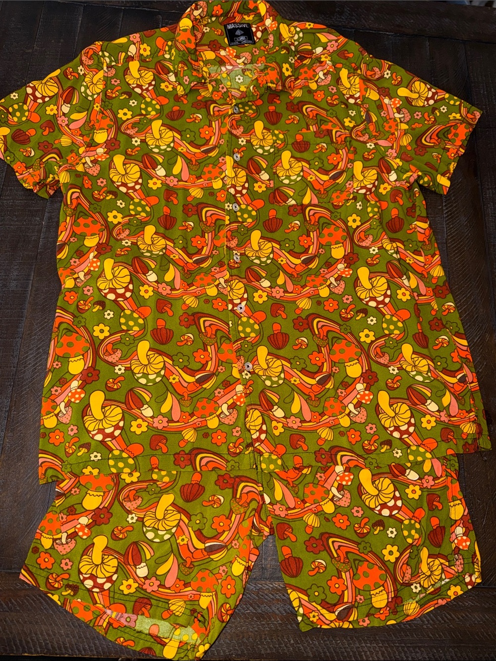 Retro Green Floral Short Sleeve Button-Down Shirt
